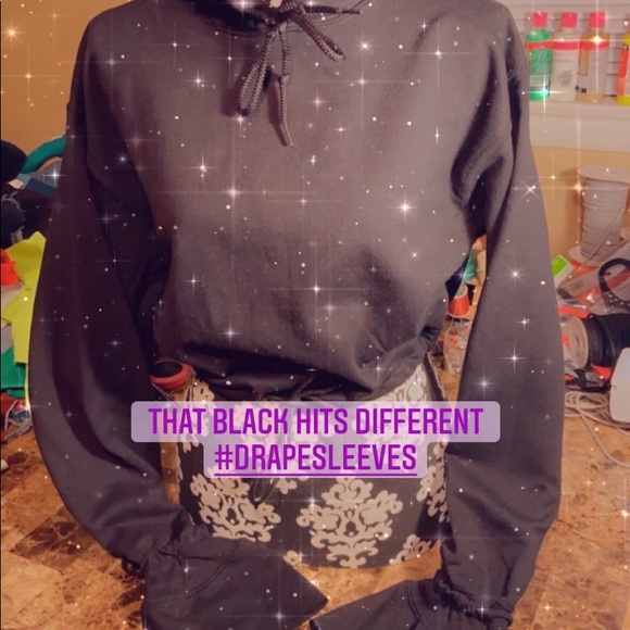 SWEATSHIRT - Picture 7 of 9